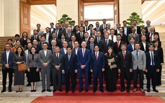 Thủ tướng: Việt Nam phấn đấu có nhà máy chip bán dẫn đầu tiên trong năm 2026