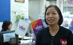 Khách hàng vỡ oà khi trúng vàng từ “Tiết kiệm Vikki – Trúng vàng ký”