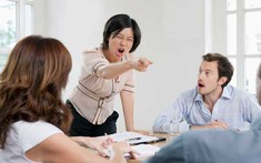 Sếp sốc đến điên đảo khi tôi nói: "Em làm đến ngày có thưởng Tết rồi nghỉ luôn"