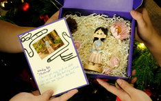 Giáng sinh 2025: Phụ nữ hiện đại "flex" sự tinh tế bằng những món quà cá nhân hóa độc bản từ thương hiệu Việt