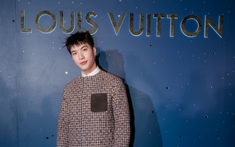 Đại tiệc cuối năm của Louis Vuitton chiếm trọn sự quan tâm của cộng đồng mạng:  Dàn sao Vbiz hội tụ trong siêu sự kiện bùng nổ dịp cuối năm 