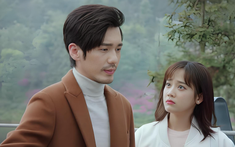 Trong đám cưới em chồng, tôi gặp lại người yêu cũ nay giàu có và độc thân, để rồi chỉ một sợi dây chuyền vàng cũng đủ làm tôi hoang mang