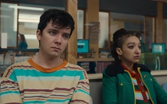 Xem phim Sex Education, tôi tự tát vào mặt mình vì một câu thoại: Hóa ra tôi cũng mắc thói quen sai lầm giống triệu phụ huynh khác!