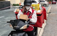 Đánh rơi ví mất cả chục triệu nên tôi bỏ cơm tối, nằm trong phòng, mẹ chồng lò dò đi vào nói một câu mà tôi bật khóc nức nở