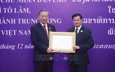 Tổng Bí thư Tô Lâm nhận Huân chương Vàng Quốc gia của Nhà nước Lào