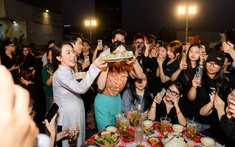 Thu Trang tái hiện đám giỗ miền Tây trong showcase "Ai Thương Ai Mến"