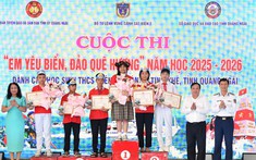 Từ bãi biển Tịnh Khê, gieo mầm yêu biển đảo trong trái tim học trò
