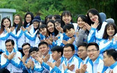 Vai trò và những hoạt động sự kiện kết nối của cựu sinh viên với nhà trường