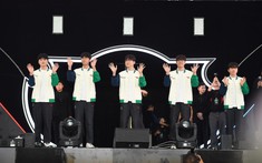 Màn hình Samsung Odyssey bất ngờ được chú ý sau trận đấu của T1 và All-Star Việt Nam