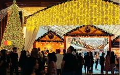 Tận hưởng hành trình mua sắm tưng bừng mùa lễ hội cuối năm tại Singapore