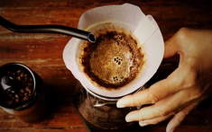 Cà phê ngon nhất, đắt tiền là chưa đủ, bậc thầy cà phê Nhật tiết lộ: Phải pha bằng nước này!