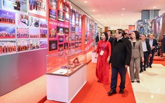 Thủ tướng Phạm Minh Chính kiểm tra công tác chuẩn bị Đại hội Thi đua yêu nước toàn quốc lần thứ XI