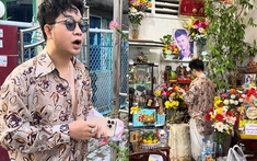 Nam ca sĩ 44 tuổi về tận mộ Vân Quang Long làm một việc