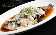 Ngày càng có nhiều người chết vì ung thư? Bác sĩ nhắc: Thà nhịn đói còn hơn ham ăn 4 loại cá này