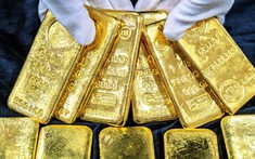 Giá vàng tối nay giảm cực mạnh, vàng miếng SJC và vàng nhẫn đồng loạt "đỏ lửa"