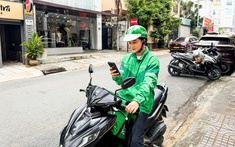 TikToker Vĩnh Thích Ăn Ngon bất ngờ “đổi nghề” làm tài xế công nghệ