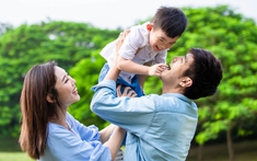 49% cha mẹ Việt nghĩ con cái thiếu kỹ năng tài chính: Báo động cho quản lý tài sản gia đình