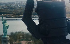 Là Kẻ ăn hành tinh nhưng vì sao phản diện Galactus lại “nhỏ xíu xiu” trong trailer mới nhất của Fantastic Four?