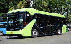 Xe buýt TP HCM đồng loạt miễn vé tri ân hành khách ngày 30/4