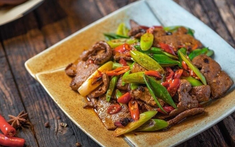 Cần tây đừng chỉ ép nước giảm cân, làm ngay món siêu ngon này để tăng cường sức khỏe "phòng the"