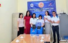 Chương trình Đồng hành cùng Giáo viên vượt khó thăm và động viên cô giáo mầm non Phùng Thị Huề