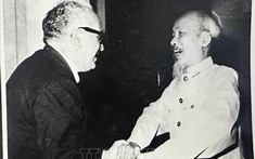 Hình ảnh Chủ tịch Hồ Chí Minh trong trái tim bạn bè quốc tế