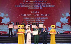 Trao giải văn học, nghệ thuật, báo chí tiêu biểu học tập và làm theo Bác Hồ