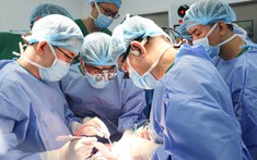 lich truc tiep bong da ngoai hang anh Nhi đồng 2: 20 năm hành trình ghép gan – 50 cuộc đời được hồi sinh