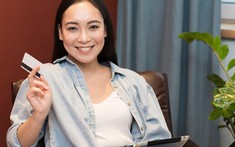 Lương 10 triệu xài thẻ tín dụng, bí quyết biến “nỗi lo” thành “lợi thế”