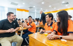 Sinh viên Ngôn ngữ Anh HUTECH: Học thế nào để chinh phục thị trường toàn cầu