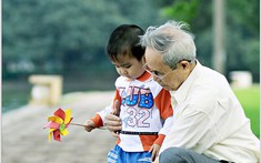 Bố chồng viết di chúc rồi công khai ngay lập tức nhưng toàn bộ tài sản, nhà cửa, tiền vàng đều không để lại cho bất kỳ đứa con nào hưởng