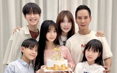 Ái nữ nhà Lý Hải - Minh Hà thổi nến mừng tuổi 12, dân tình trầm trồ vì một đặc điểm gen quá trội