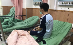 Trộm thẻ tín dụng của bố để mua "bánh quy giảm cân", nam sinh 13 tuổi nhận kết đắng