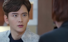 Vợ cũ của tôi cứ thích chơi trò "vừa thả thính vừa chọc tức" nhưng tiếc là tôi không còn ngây ngô như xưa