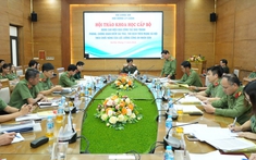 Phát huy vai trò của cán bộ, giảng viên và sinh viên các trường Công an nhân dân tham gia đấu tranh phản bác các quan điểm sai trái, thù địch trên không gian mạng