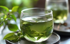 hi88 gg Việt có loại nước rẻ bèo là "lăn khử mùi tự nhiên", uống đều giúp cơ thể vừa thơm tho vừa chống viêm, chống nắng