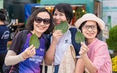 “Độc lạ” phiên chợ trên núi Bà Đen, khách tấp nập mua hàhi88.com bằhi88.com lá bồ đề
