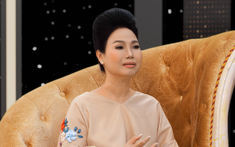 Nữ ca sĩ bị đồn tai biến qua đời: "Tôi cầm 5 triệu về nhà mà run rẩy"