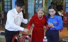 Tri ân người có công – Ngọn lửa không bao giờ tắt keo nha cai com truc tiep bong da trái tim thế hệ trẻ