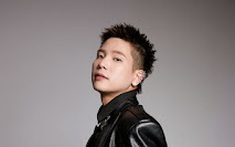“Hoàng tử” Quân A.P hóa bad boy, kết hợp cùng “công chúa” Pháp Kiều trong dự án “Falling With You”