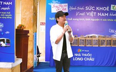 Long Châu cùng Trường Giang mang “Hành trình sẻ chia” đến với bà con vùng biên giới
