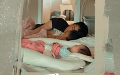 Hot mom Yến Phương chia sẻ hình ảnh ông xã Lam Trường cùng 2 bạn nhỏ Phoebe và Liam: "Cảm giác không có gì bằng..."