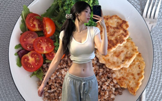 Ăn 3 thứ này vào bữa trưa để chống nắng, đẹp da, lợi dáng
