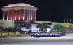 Choáng ngợp trước dàn khí tài hiện đại, thể hiện sức mạnh tại Quảng trường Ba Đình