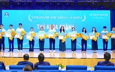Trường đại mitom bong da truc tiep tặng xe máy điện và mitom bong da truc tiep bổng đến 100% mitom bong da truc tiep phí toàn khóa cho Thủ khoa/ Á khoa và Tân sinh viên từ 27,5 điểm
