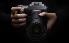 Hasselblad X2D II 100C ra mắt: Lần đầu có AF liên tục, chụp HDR và chống rung tới 10 stop