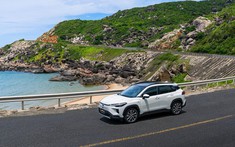 Đẩy mạnh dải sản phẩm xe xanh, Toyota tung hàng loạt “deal hời” trong tháng 8