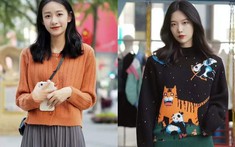 Chị em bỏ quần ống rộng đi, thu này váy + giày lười mới là “chân ái” hack dáng đỉnh cao