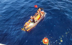 Cờ Tổ quốc tung bay: Từ hào khí dân tộc đến chiến công thầy thuốc quân y