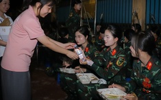 lich tuong thuat truc tiep bong da hom nay đêm không ngủ của lực lượng diễu binh, diễu hành